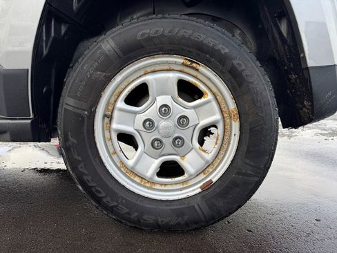 Used 2016 Jeep Patriot Sport w/ Power Value Group image 13