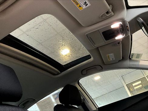 Certified 2023 Honda Accord EX image 17