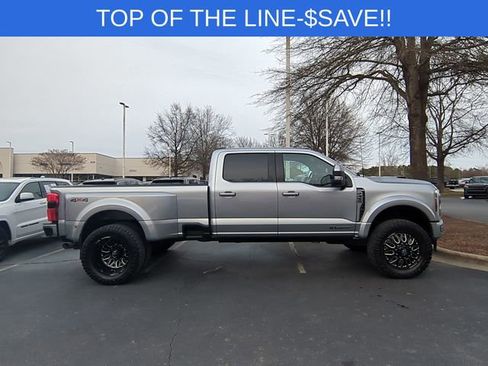 Used 2024 Ford F450 Platinum image 6
