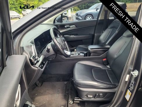 Certified 2024 Kia Sportage EX FWD image 10