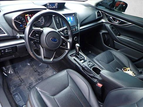 Used 2017 Subaru Impreza 2.0i Limited w/ Popular Package #4 image 8