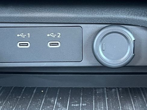 New 2027 Nissan Sentra SV w/ Floor Mat Package FWD image 23