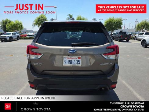 Used 2023 Subaru Forester Premium AWD/4WD image 5