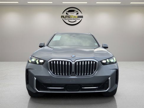 Used 2024 BMW X5 sDrive40i image 2