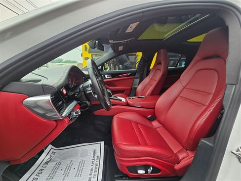 Used 2018 Porsche Panamera 4 AWD/4WD image 16