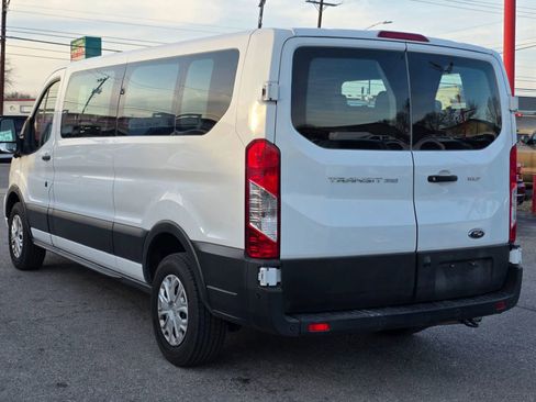 Used 2023 Ford Transit 350 XLT RWD image 5