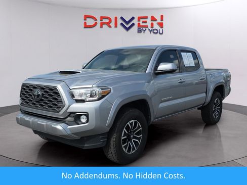 Used 2021 Toyota Tacoma TRD Sport image 1
