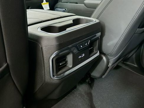 Used 2025 Chevrolet Silverado 2500 High Country w/ Technology Package AWD/4WD image 29