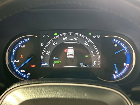 Used 2022 Toyota RAV4 XSE AWD/4WD image 16