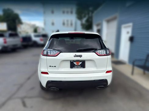 Used 2019 Jeep Cherokee High Altitude AWD/4WD image 7