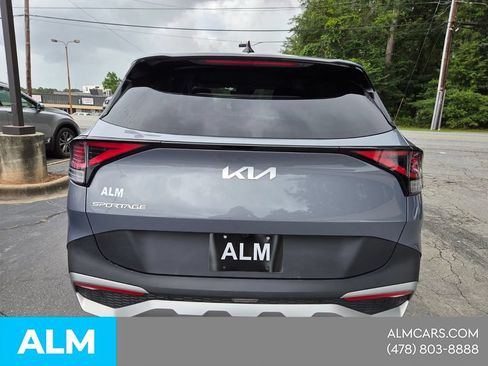 Used 2025 Kia Sportage LX FWD image 10