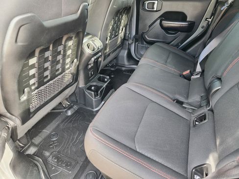 Used 2021 Jeep Gladiator Rubicon image 30