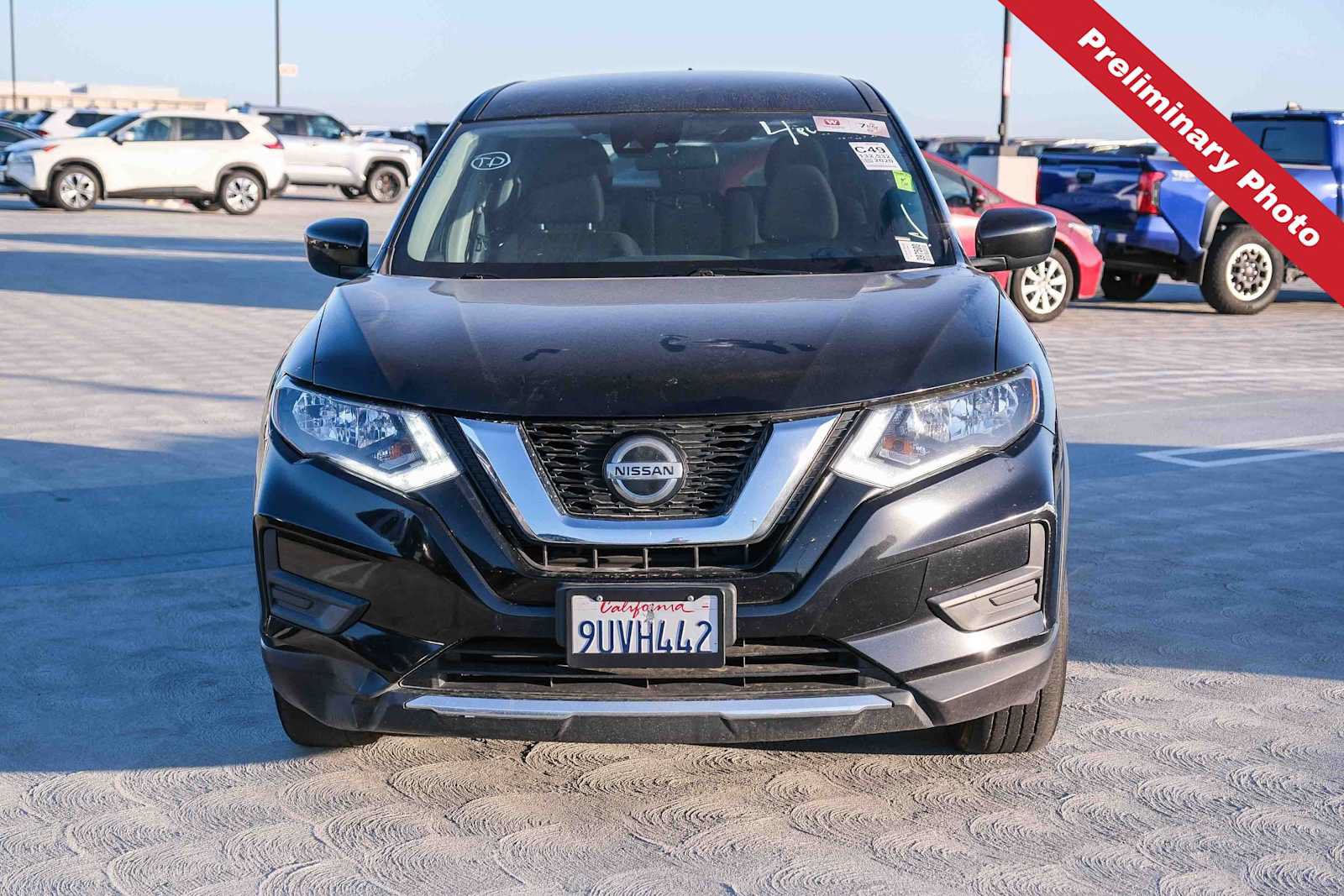 Used 2020 Nissan Rogue S AWD/4WD image 2