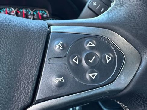 Used 2015 Chevrolet Silverado 2500 LT w/ LT Convenience Package image 8