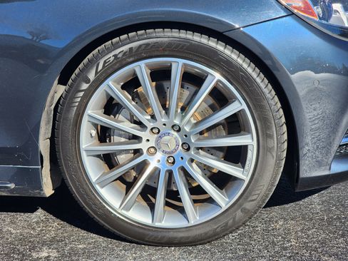 Used 2015 Mercedes-Benz S 550 Sedan image 7