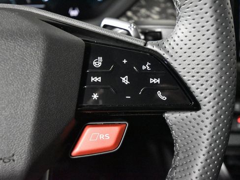 New 2025 Audi RS e-tron GT performance image 19