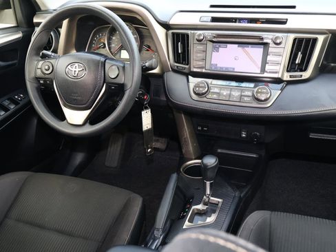 Used 2015 Toyota RAV4 XLE image 10