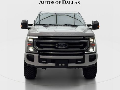 Used 2022 Ford F350 Platinum w/ FX4 Off-Road Package AWD/4WD image 2