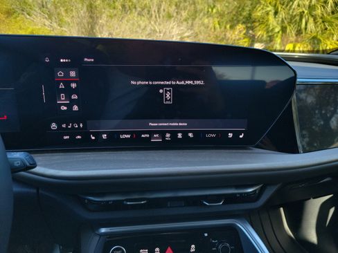 New 2025 Audi Q5 Prestige image 23