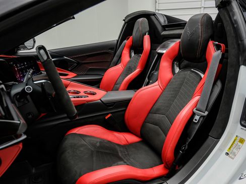 Used 2026 Chevrolet Corvette ZR1 w/ Stealth Interior Trim Package RWD image 48