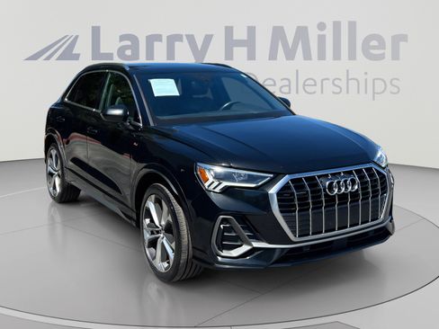 Used 2020 Audi Q3 2.0T Premium Plus w/ Premium Plus Package AWD/4WD image 7