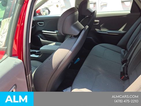 Used 2025 Kia K4 FWD image 7