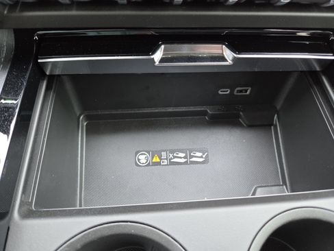 New 2026 GMC Yukon AT4 Ultimate w/ LPO, Floor Liner Package AWD/4WD image 39