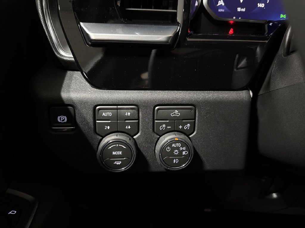 New 2026 Chevrolet Silverado 1500 RST w/ Z71 Off-Road Package AWD/4WD image 19