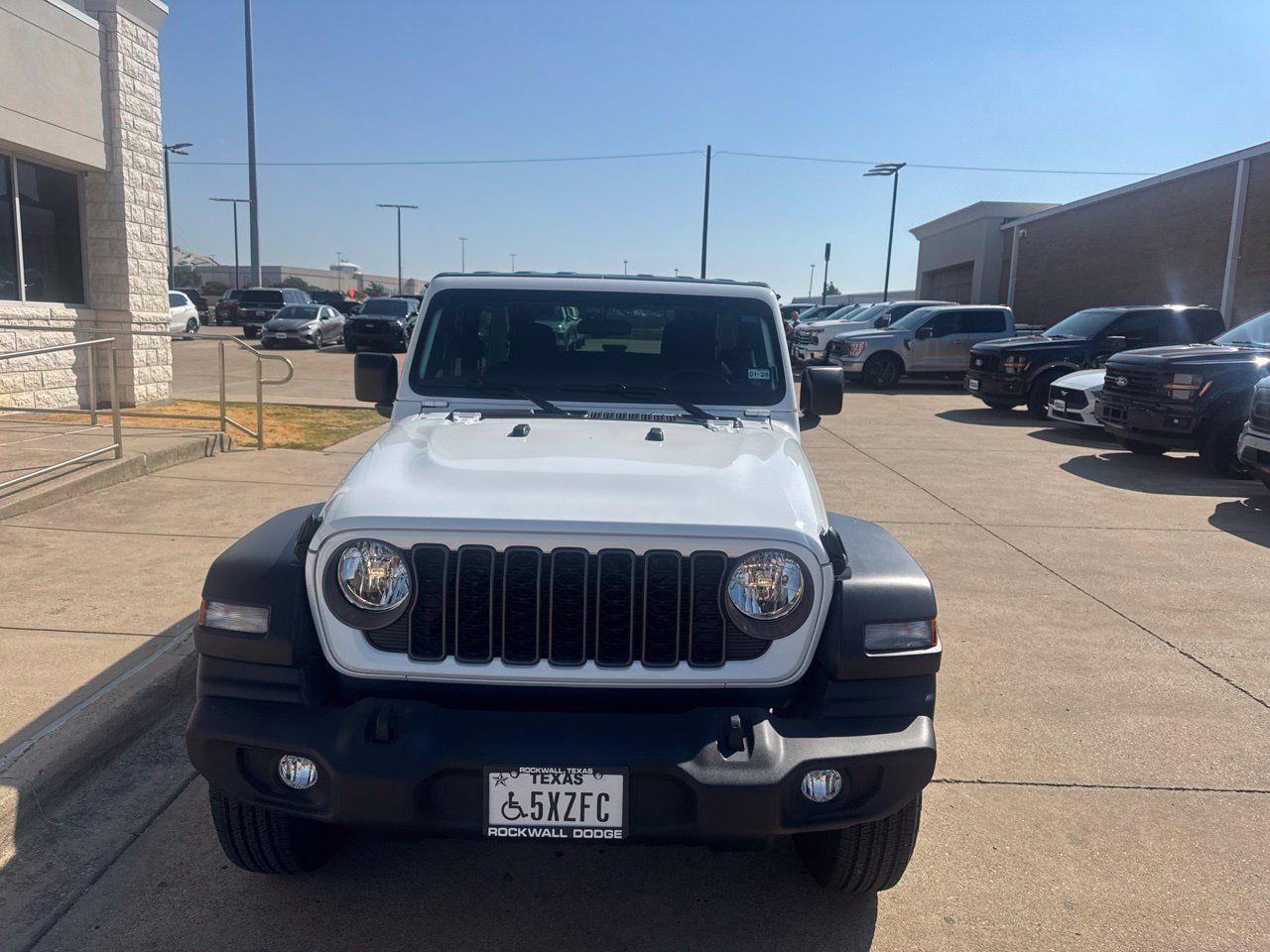 Used 2026 Jeep Wrangler Sport AWD/4WD image 1