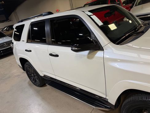 Used 2019 Toyota 4Runner Limited AWD/4WD image 34