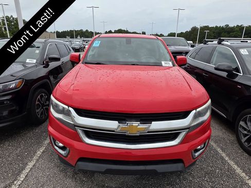 Used 2020 Chevrolet Colorado LT w/ LT Convenience Package AWD/4WD image 2