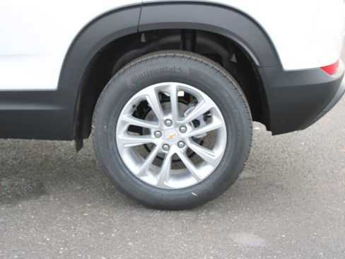 New 2026 Chevrolet TrailBlazer LS image 18