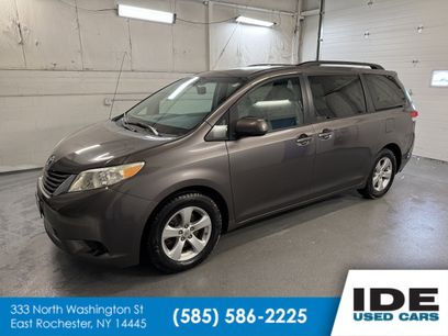 Used 2012 Toyota Sienna LE