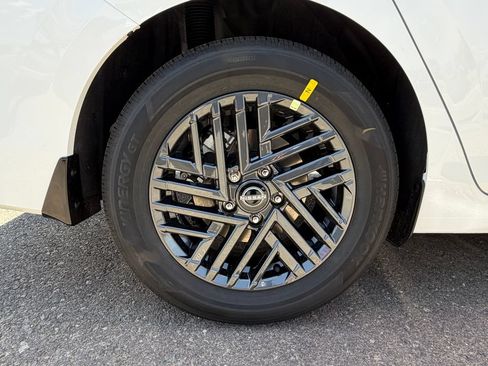 New 2026 Nissan Sentra SV FWD image 34