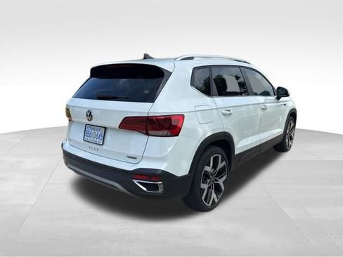 Used 2022 Volkswagen Taos SEL AWD/4WD image 3