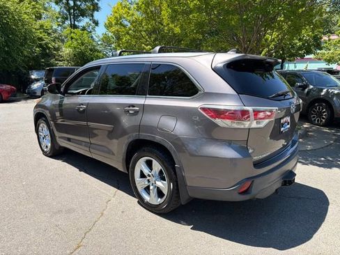 Used 2015 Toyota Highlander Limited AWD/4WD image 4