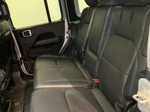 Used 2024 Jeep Wrangler Unlimited Rubicon 4xe AWD/4WD image 45