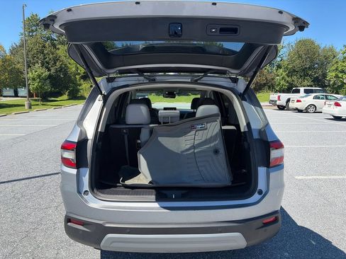 Used 2023 Honda Pilot EX-L image 12