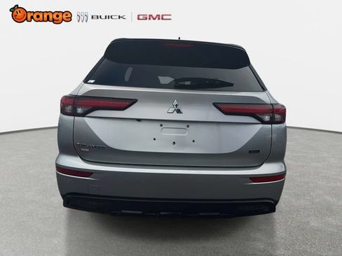 Used 2024 Mitsubishi Outlander SEL FWD image 4