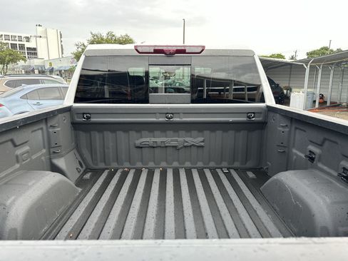 Used 2024 GMC Sierra 1500 AT4X AWD/4WD image 19