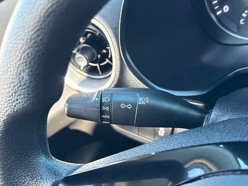 Used 2024 Kia Forte LXS image 17