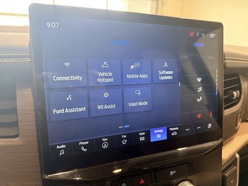 Used 2024 Ford Expedition Limited image 37