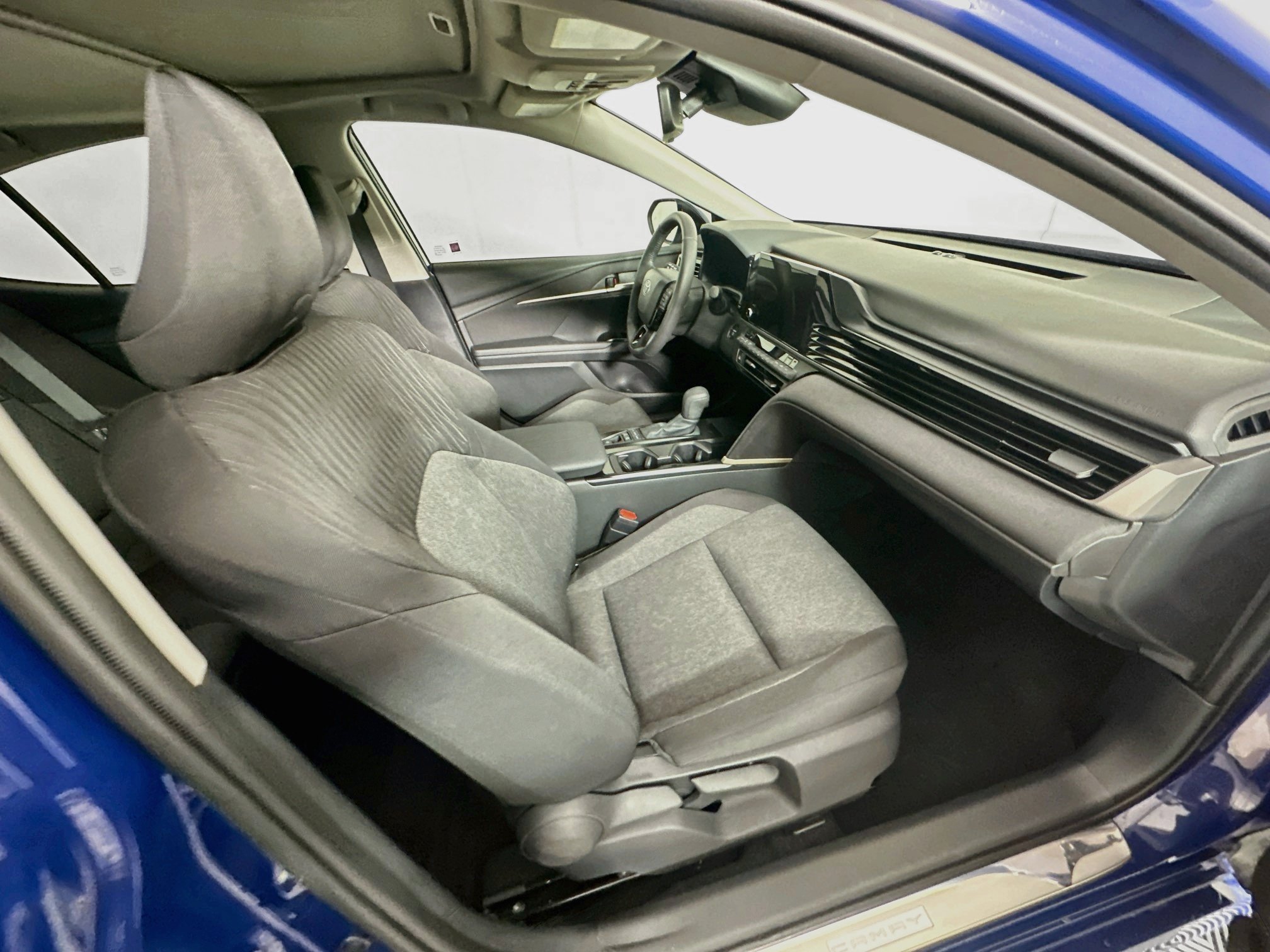 Used 2026 Toyota Camry LE w/ Convenience Package FWD image 32