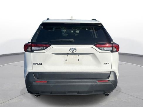 Used 2025 Toyota RAV4 XLE FWD image 7