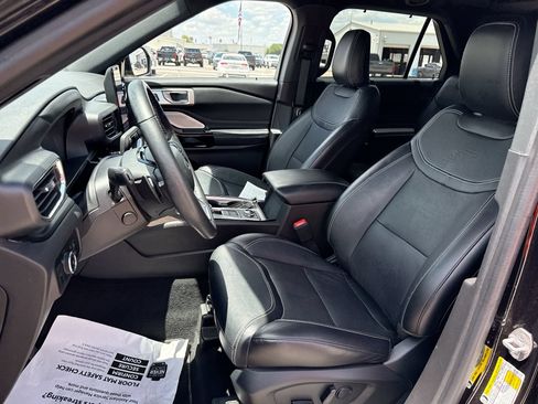 Used 2023 Ford Explorer ST w/ Equipment Group 401A AWD/4WD image 13