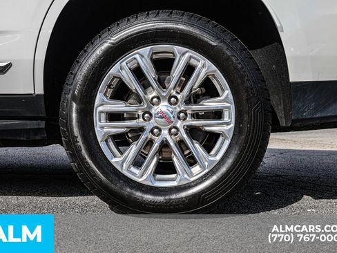 Used 2024 GMC Yukon SLT RWD image 17
