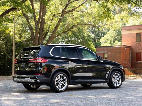 Used 2023 BMW X5 sDrive40i RWD image 9