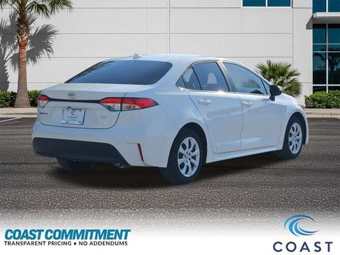 Used 2024 Toyota Corolla LE FWD image 6