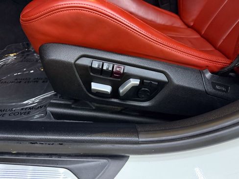 Used 2016 BMW M3 RWD image 16