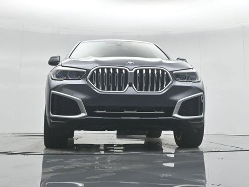 Used 2022 BMW X6 xDrive40i w/ Executive Package image 48